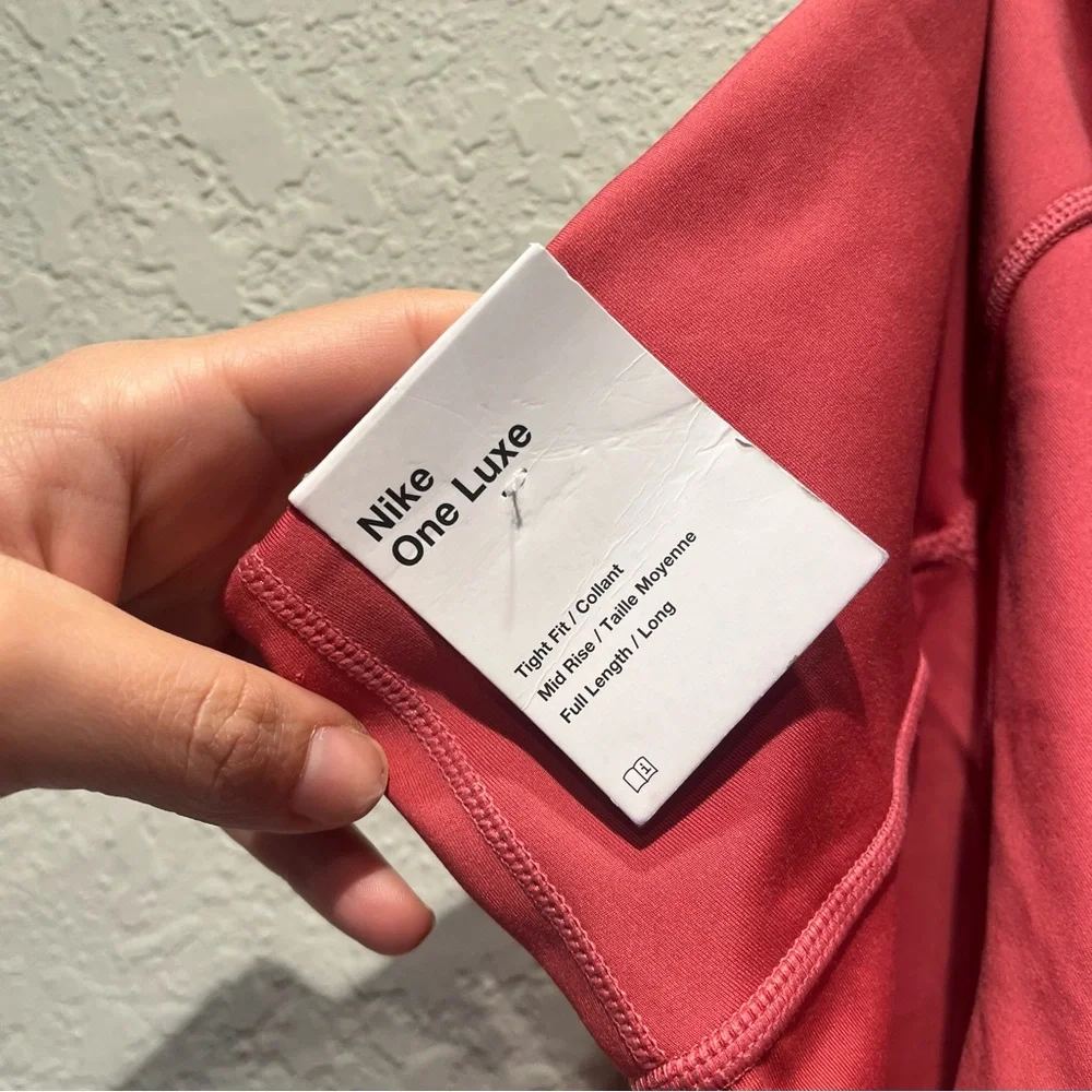 Nike new tags